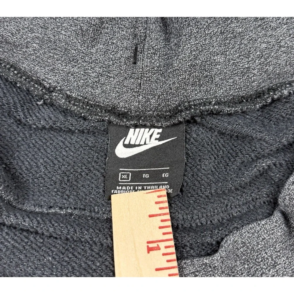Nike Fleece Jogger Sweatpants Mens XL Gray Tapered Logo Athletic Pants